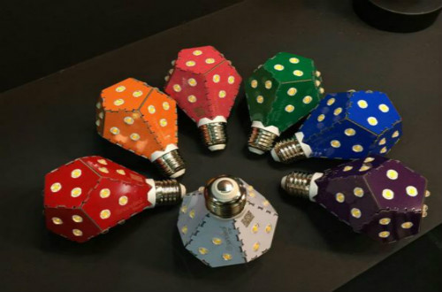 小燈泡里的大智慧，創(chuàng)新成就Nanoleaf