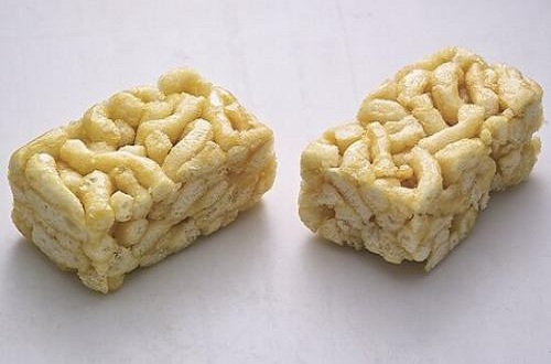 沙琪瑪公司違規(guī)添加硼砂被曝光，生產工廠污垢遍地