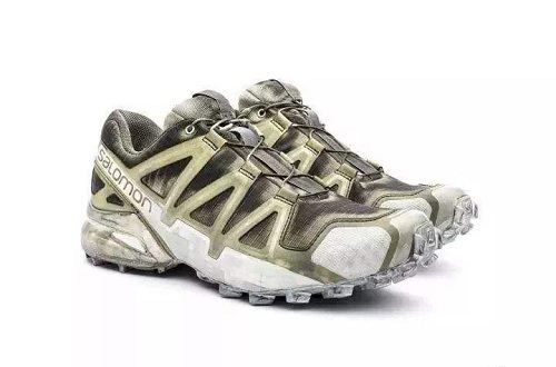 戶外登山鞋品牌推薦，戶外登山鞋如何選購(gòu)