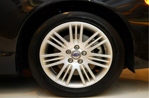 國(guó)內(nèi)汽車輪轂十大品牌，哪些品牌的輪轂最實(shí)用安全？