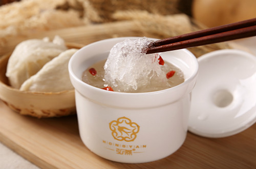 哪些人不能吃燕窩？吃燕窩需要注意什么？