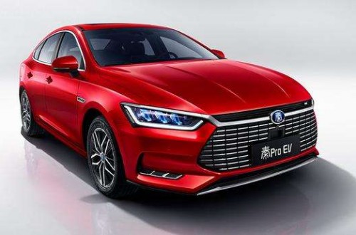 10萬左右的家用轎車哪個好？三款好用的轎車推薦