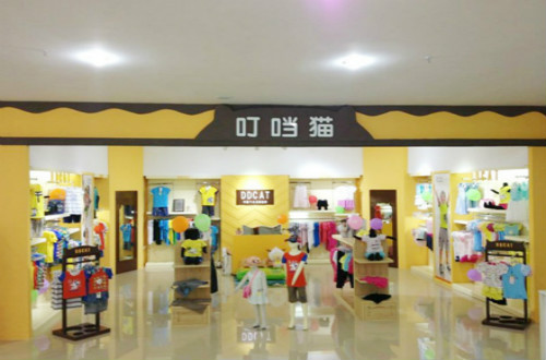 童裝加盟哪家好？時(shí)尚童裝品牌“叮當(dāng)貓”讓你加盟安心