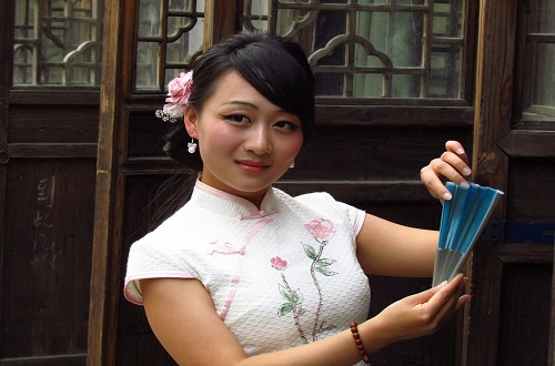 國(guó)產(chǎn)旗袍品牌旗袍大叔的品牌理念：衣冠上國(guó)、禮儀之邦