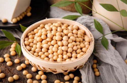 美容護(hù)膚常識(shí)：初冬美容護(hù)膚食品推薦