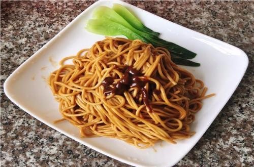 熱干面的來歷 哪里可以學(xué)習(xí)熱干面技術(shù)