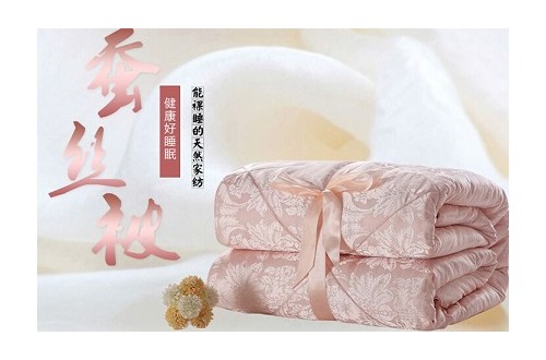 從蠶絲鄉(xiāng)走出來(lái)的錢(qián)皇蠶絲被