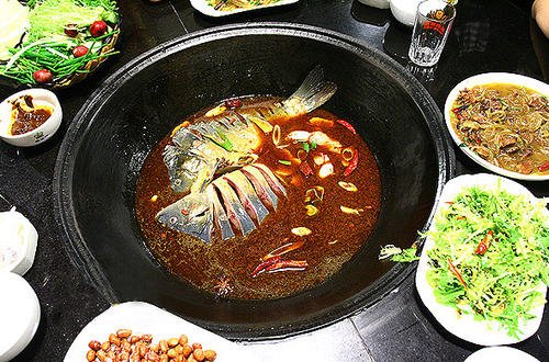 國(guó)產(chǎn)鑄鐵鍋哪個(gè)質(zhì)量好 三廈鐵鍋品質(zhì)高，性能穩(wěn)定