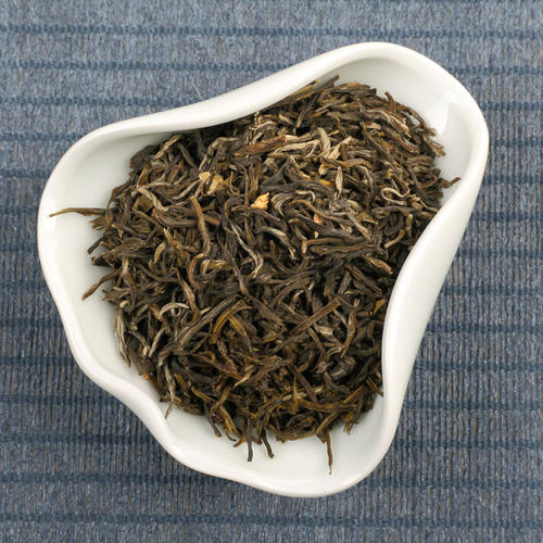 張一元茉莉花茶：湯清味濃，入口芳香回味無窮