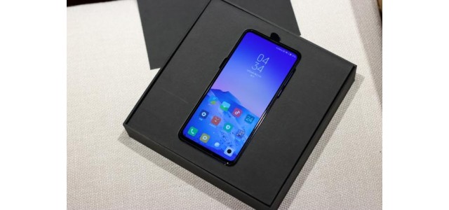不管品牌，看看手機(jī)。相比華為手機(jī)，誰(shuí)更香？