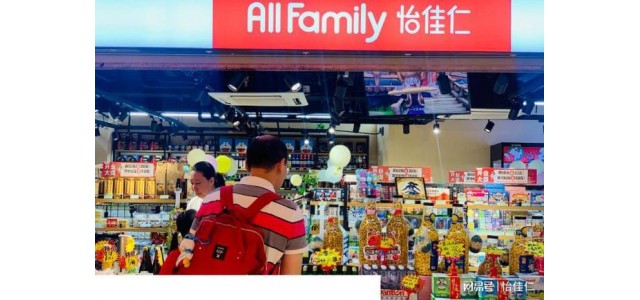 為了趕上返鄉(xiāng)創(chuàng)業(yè)的返鄉(xiāng)潮，怡嘉倫小吃店加入品牌，加速進軍三四線市場