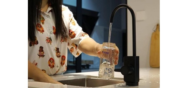 家用凈水器哪種好，如何選擇？?jī)羲魇裁磁谱雍茫?></a>
<span id=