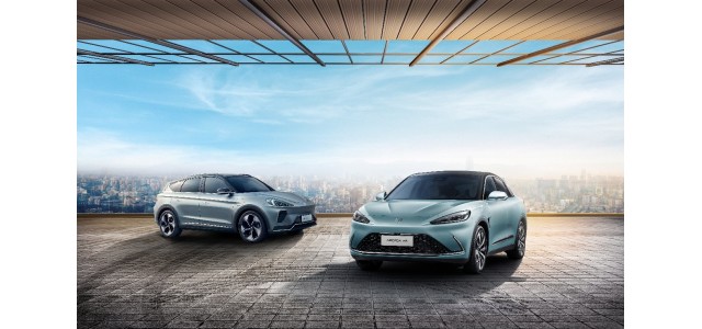 極狐展現(xiàn)國家隊實力，獲得中國民族汽車品牌榜大獎